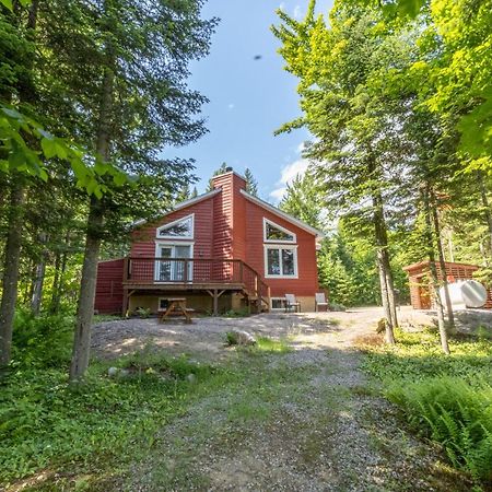 Les Chalets Tourisma - Chalet Dans Les Bois Avec Lac Prive - Le Colibri Saint-Raymond Eksteriør billede